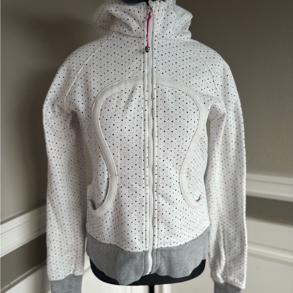 Lululemon Scuba Hoodie Full Zip White gray dot Women’s Size 8(see measurements)